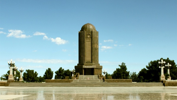 Мавзолей Низами